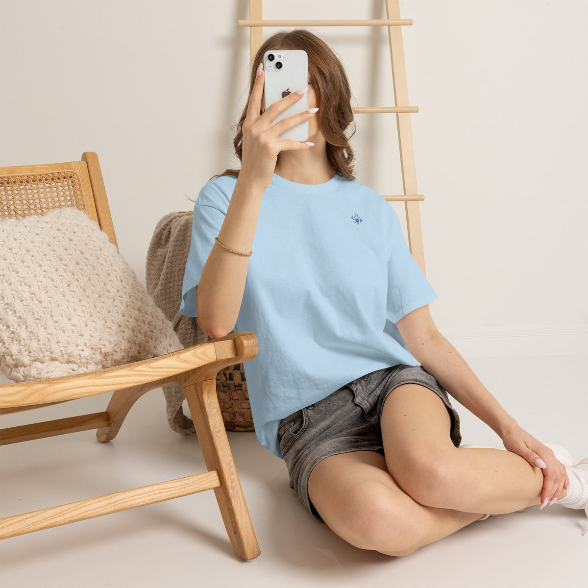 Flins Unisex T-shirt