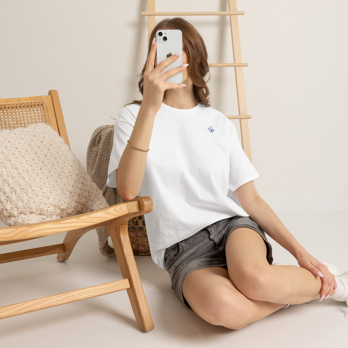 Flins Unisex T-shirt